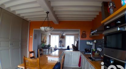 Country house 7 rooms of 238 m² in Guipy (58420)