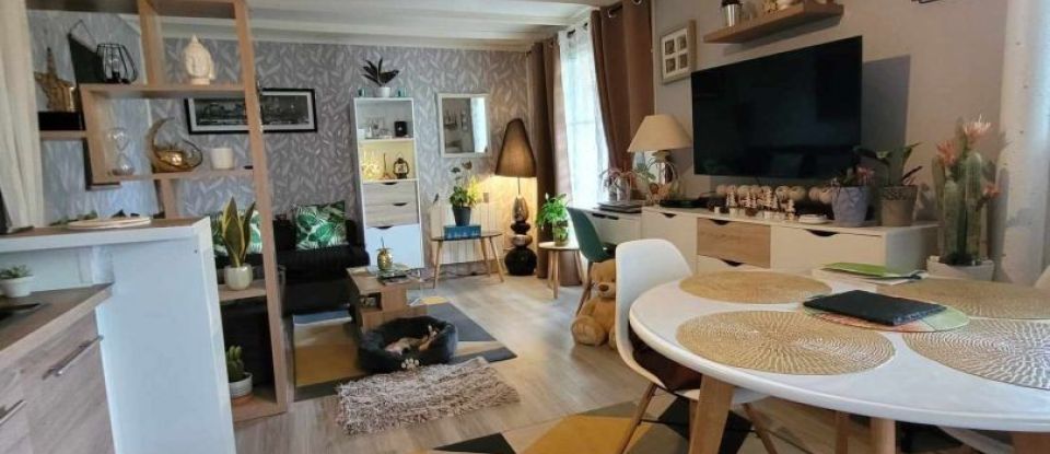 House 3 rooms of 45 m² in - (85440)