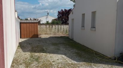 Traditional house 4 rooms of 104 m² in Saint-Georges-d'Oléron (17190)