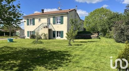 House 5 rooms of 139 m² in Gourgé (79200)