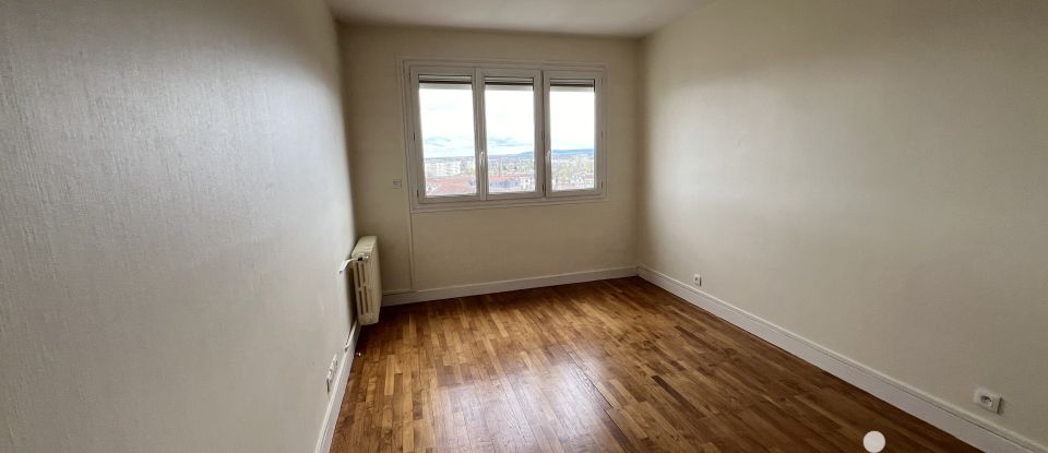 Apartment 4 rooms of 93 m² in Troyes (10000)