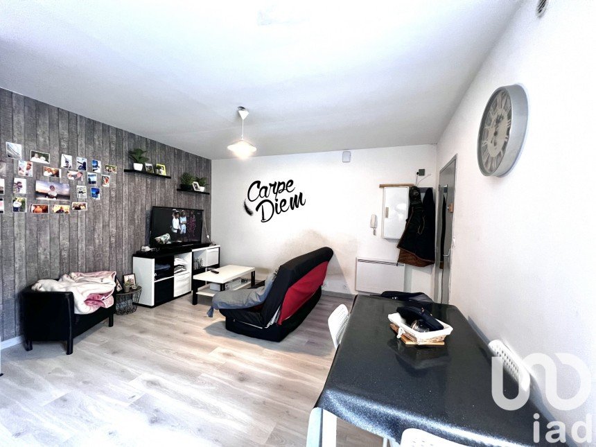 Studio 1 room of 23 m² in Pauillac (33250)