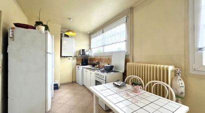 House 4 rooms of 85 m² in Pontault-Combault (77340)