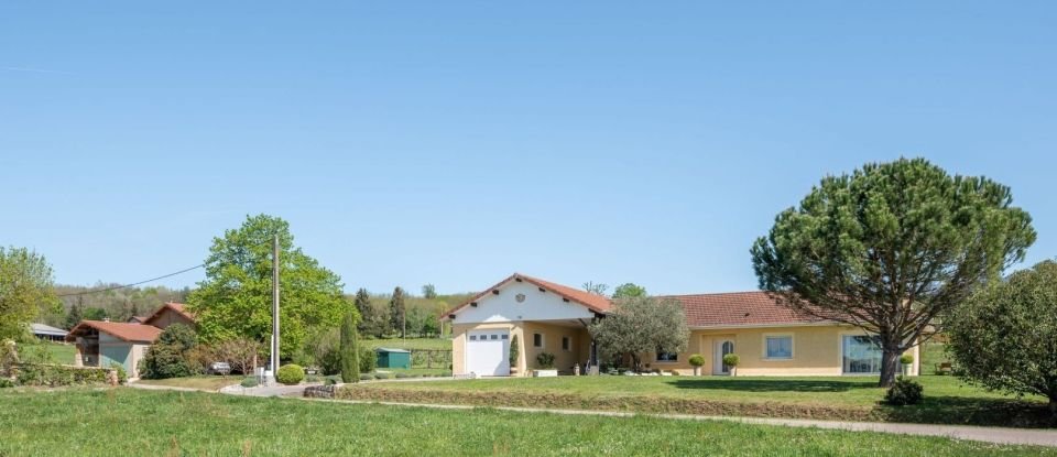 Maison 4 pièces de 110 m² à Saint-Vérand (38160)