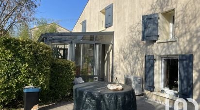 Maison de campagne 5 pièces de 109 m² à Mauzé-sur-le-Mignon (79210)
