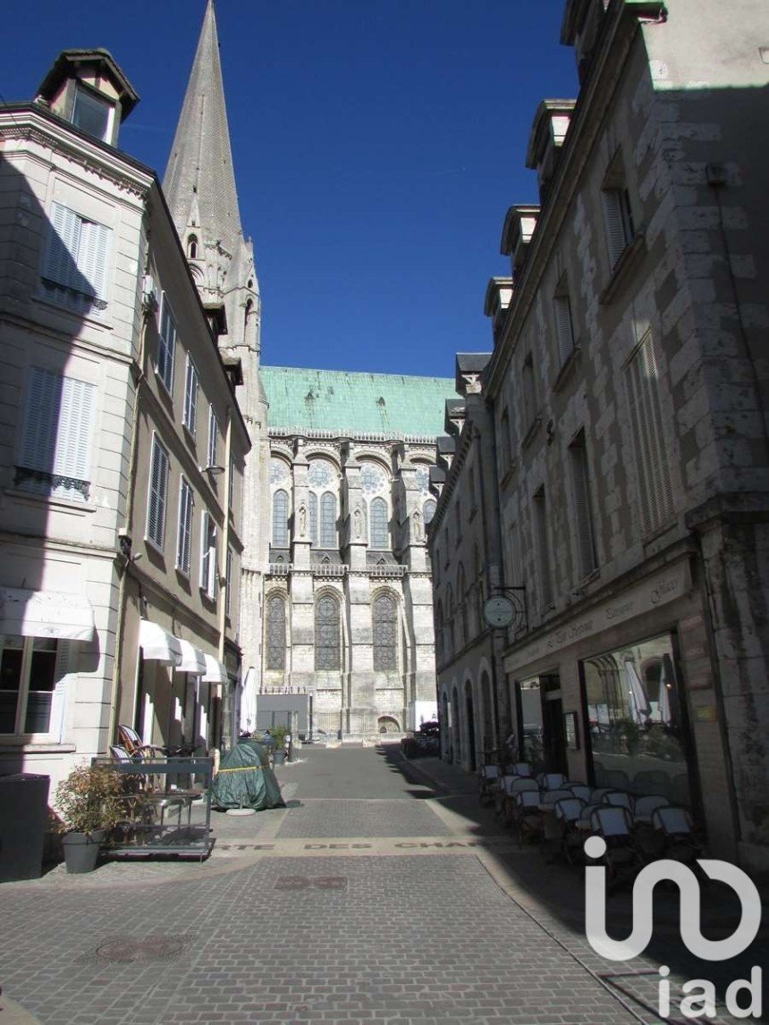 Immeuble de 380 m² à Chartres (28000)