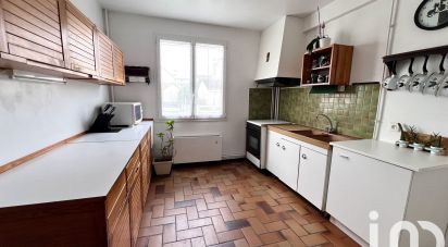 Maison traditionnelle 4 pièces de 90 m² à Magny-les-Hameaux (78114)