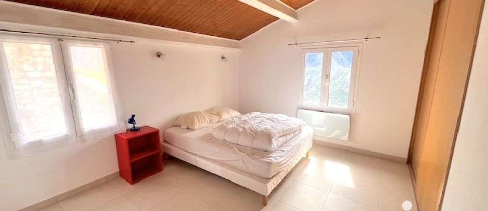 House 5 rooms of 110 m² in Rimplas (06420)