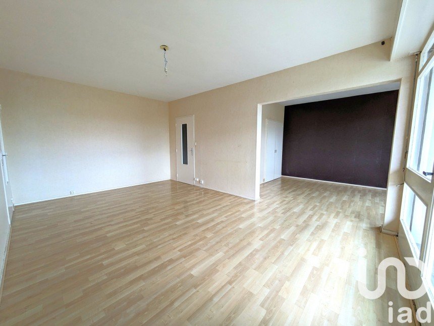 Appartement 4 pièces de 81 m² à Bordeaux (33200)