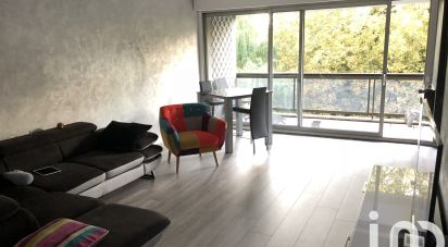 Apartment 4 rooms of 85 m² in Saint-Saulve (59880)