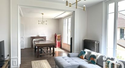 Mansion 7 rooms of 152 m² in Montsoult (95560)