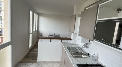 Appartement 54 pièces de 54 m² à Noisy-le-Grand (93160)
