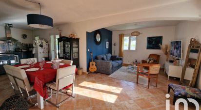 Traditional house 4 rooms of 106 m² in Six-Fours-les-Plages (83140)