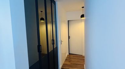 Apartment 3 rooms of 63 m² in Bordeaux (33200)