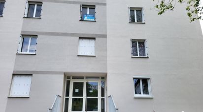 Apartment 6 rooms of 96 m² in Orléans (45000)