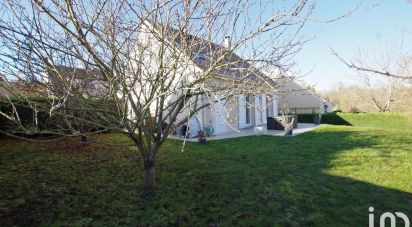 House 5 rooms of 104 m² in Poissy (78300)
