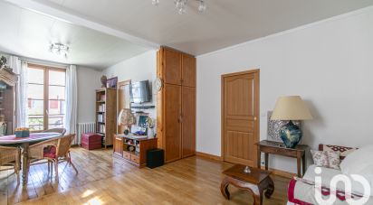 Traditional house 6 rooms of 127 m² in Neuilly-sur-Marne (93330)