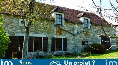 House 8 rooms of 130 m² in Sougères-en-Puisaye (89520)