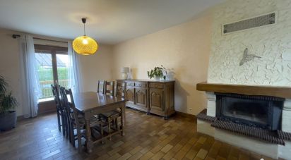 Traditional house 4 rooms of 96 m² in Lucé (28110)