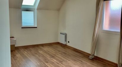 Apartment 1 room of 37 m² in Saulx-les-Chartreux (91160)