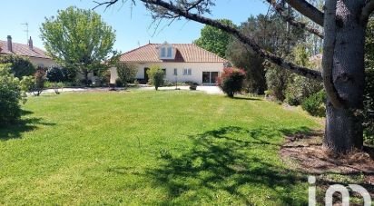 House 5 rooms of 156 m² in Coutras (33230)
