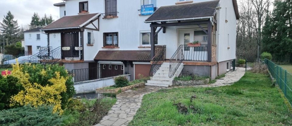 Traditional house 5 rooms of 112 m² in Vert-Saint-Denis (77240)