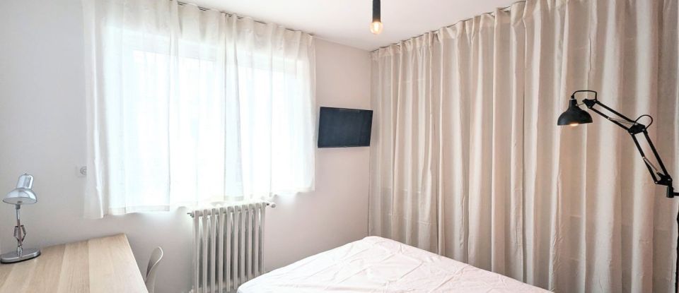 Apartment 6 rooms of 107 m² in Angoulême (16000)