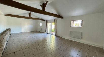 Country house 7 rooms of 224 m² in Airvault (79600)