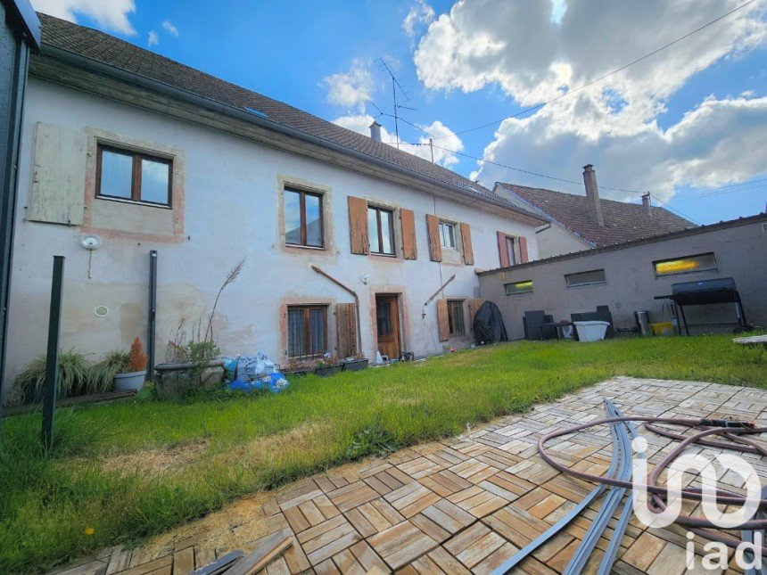 Building in Lapoutroie (68650) of 330 m²