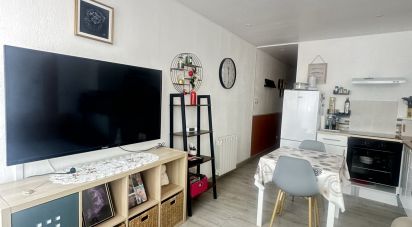 Apartment 1 room of 25 m² in Gruissan (11430)