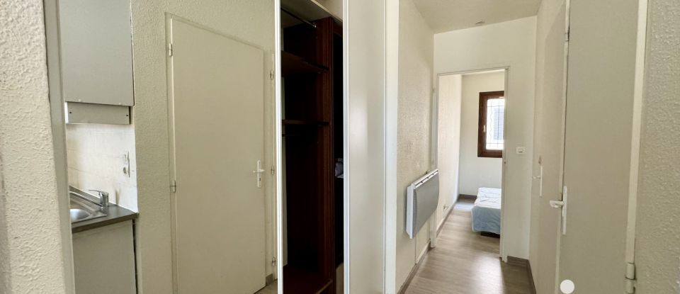 Apartment 2 rooms of 25 m² in Sète (34200)