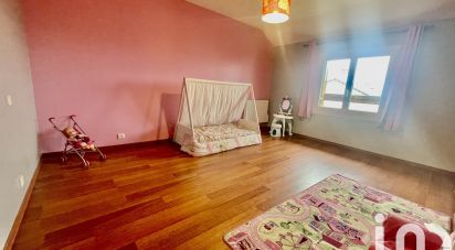 House 5 rooms of 99 m² in Beaumont-sur-Oise (95260)