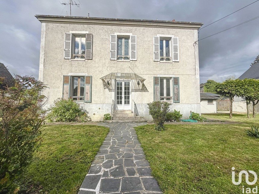 House 6 rooms of 160 m² in Corbeilles (45490)