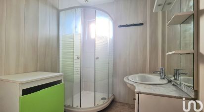 Apartment 3 rooms of 54 m² in Azur (40140)