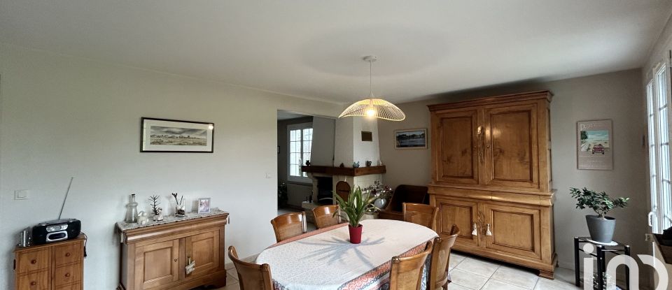 Traditional house 6 rooms of 142 m² in Regnéville-sur-Mer (50590)