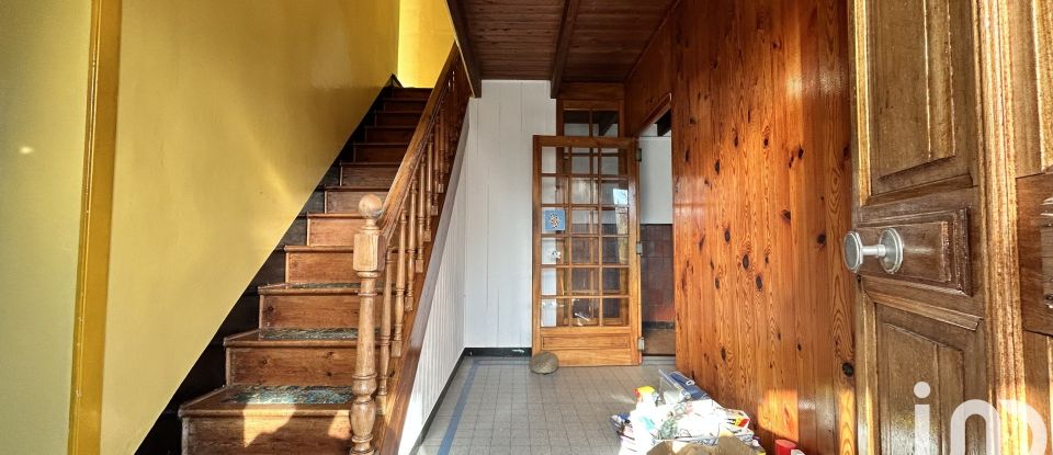 Maison 5 pièces de 147 m² à Orval sur Sienne (50660)