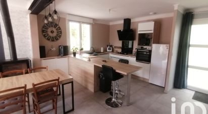 House 5 rooms of 96 m² in Bains-sur-Oust (35600)