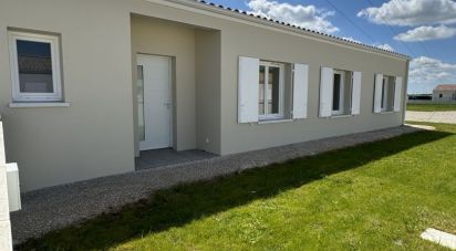 House 6 rooms of 105 m² in Saintes (17100)