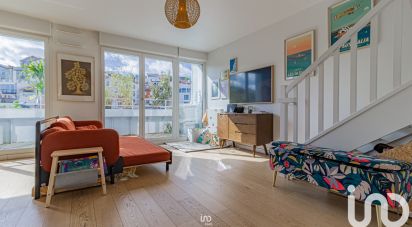 Duplex 3 rooms of 70 m² in Issy-les-Moulineaux (92130)