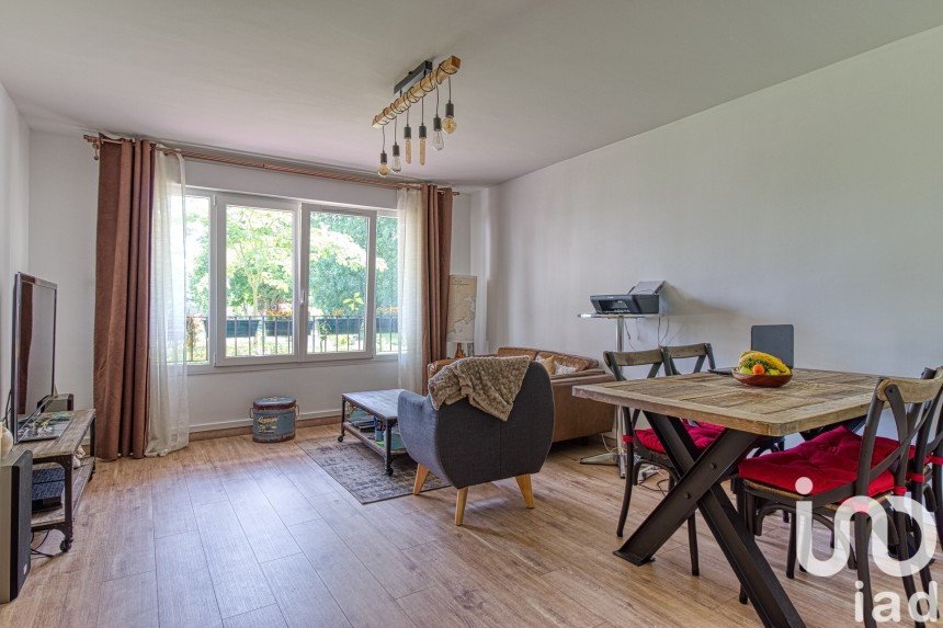 Vente Appartement 65m² 3 Pièces à Le Plessis-Bouchard (95130) - Iad France