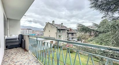 Apartment 3 rooms of 57 m² in Annecy (74000)