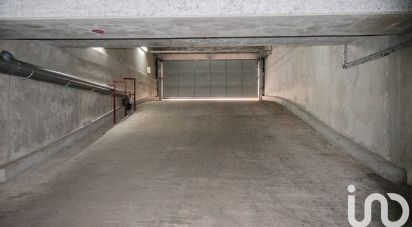 Parking/garage/box de 11 m² à Montrouge (92120)