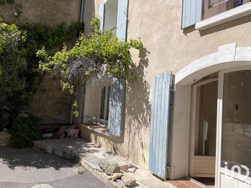 Vente Maison 131m² 6 Pièces à Cucuron (84160) - Iad France