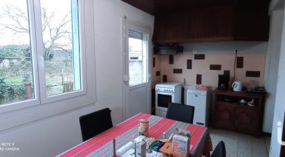 House 5 rooms of 88 m² in Hirson (02500)