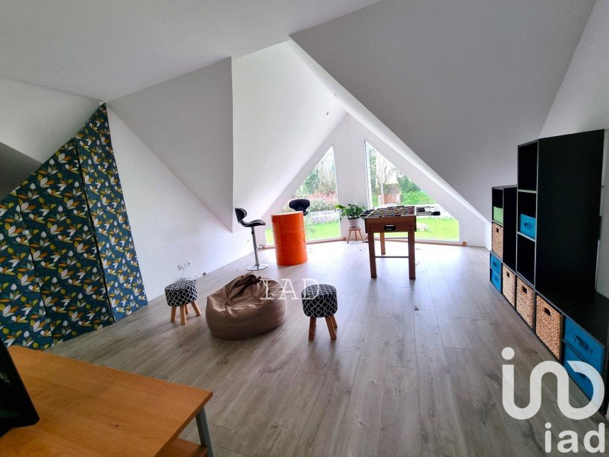 House 9 rooms of 206 m² in Bricquebec-en-Cotentin (50260)