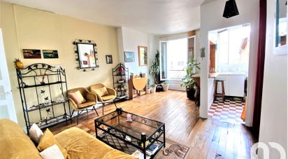 Appartement 3 pièces de 46 m² à Paris (75017)