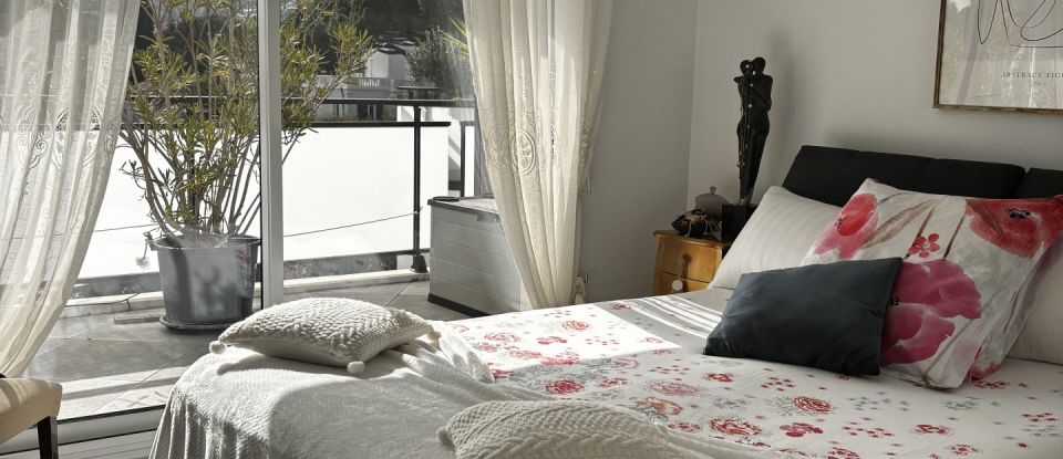 Apartment 4 rooms of 92 m² in Cavalaire-sur-Mer (83240)