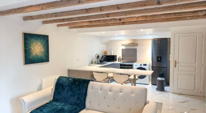 Appartement 2 pièces de 45 m² à Bordeaux (33200)