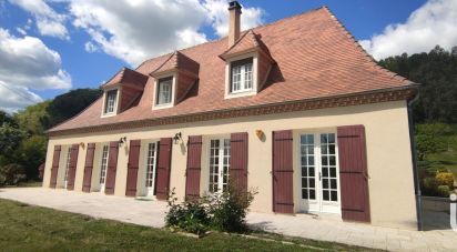 Maison traditionnelle 7 pièces de 173 m² à Port-Sainte-Foy-et-Ponchapt (33220)
