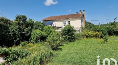 Village house 8 rooms of 190 m² in Saint-Martin-le-Pin (24300)